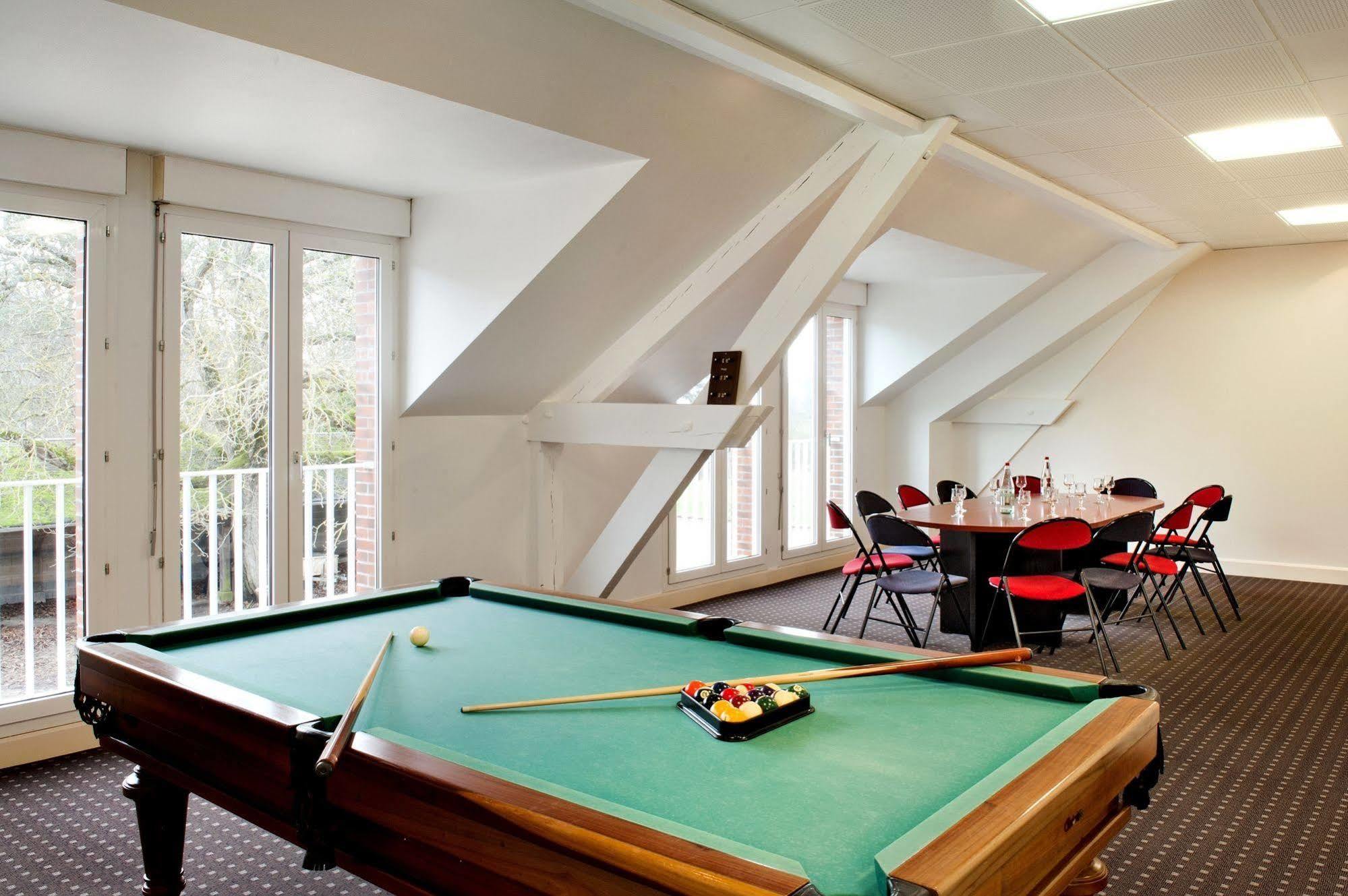 Logis Hotel Restaurant Du Labrador Saint-Benoît-sur-Loire Eksteriør bilde